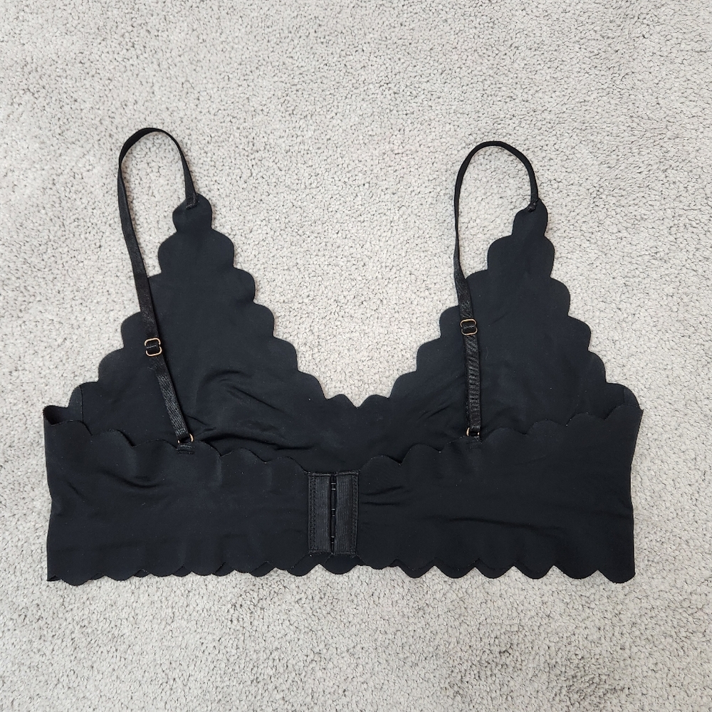 Shimera | Black Scalloped Bralette, Women's Size Small - Picture 3 of 6